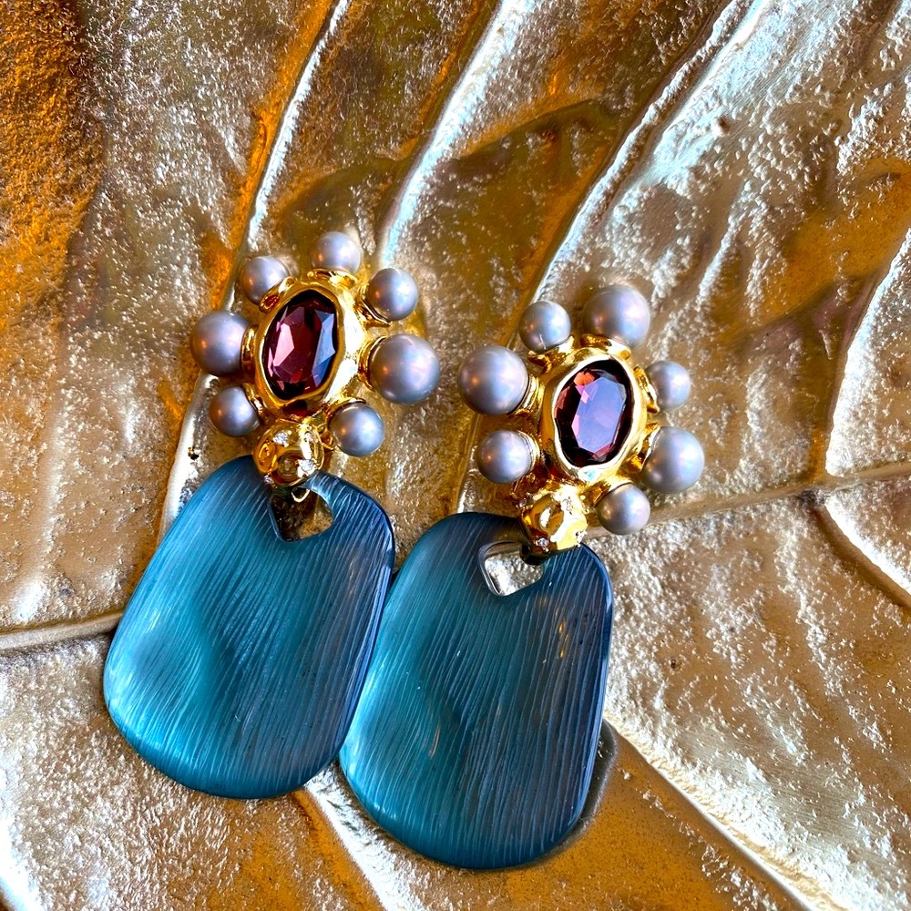 1 LEFT! Inventing Anna Pearly Earrings ✨ - Picture 7 of 8